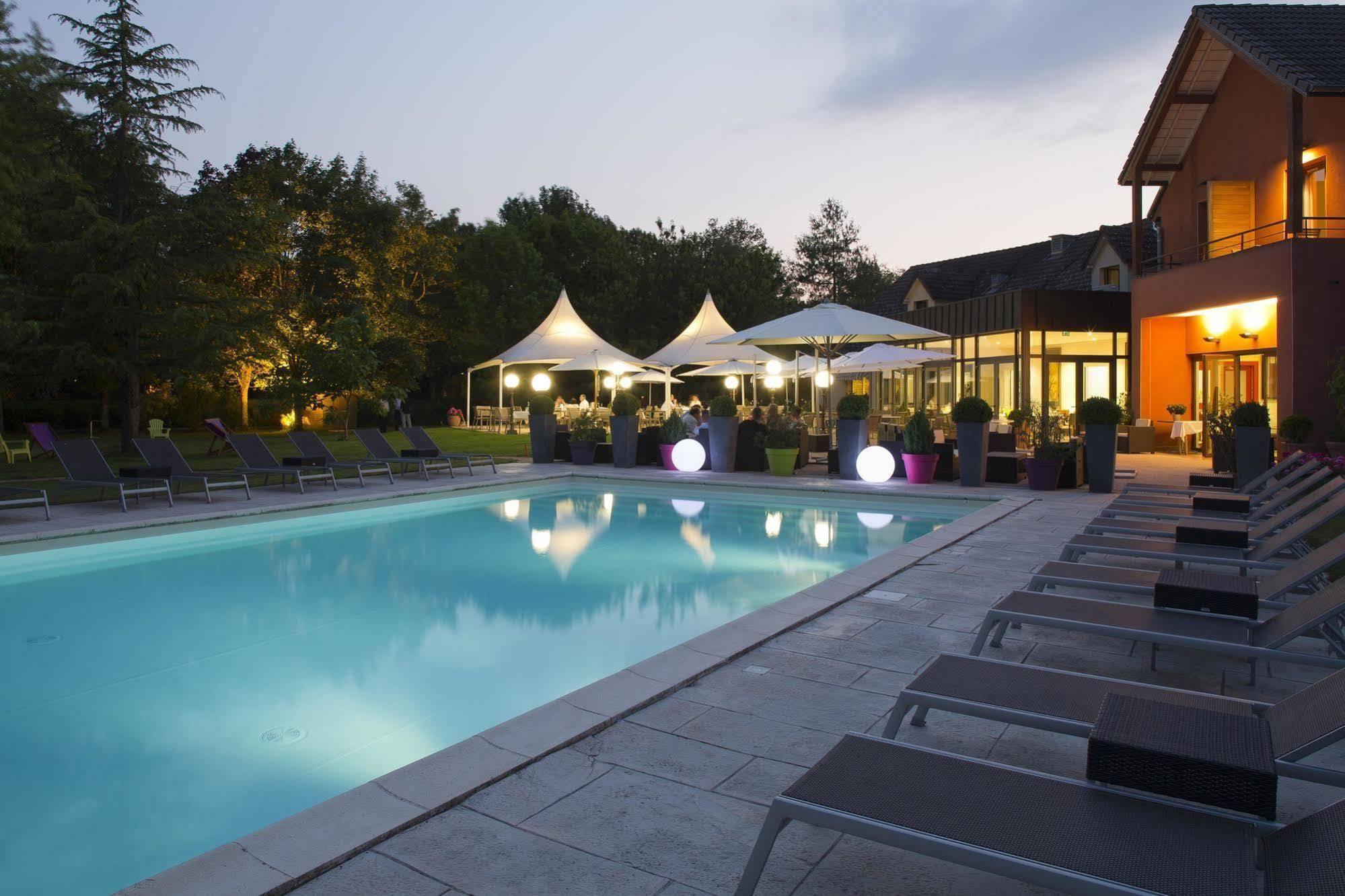 Le Dracy Hotel Et Spa Exterior photo